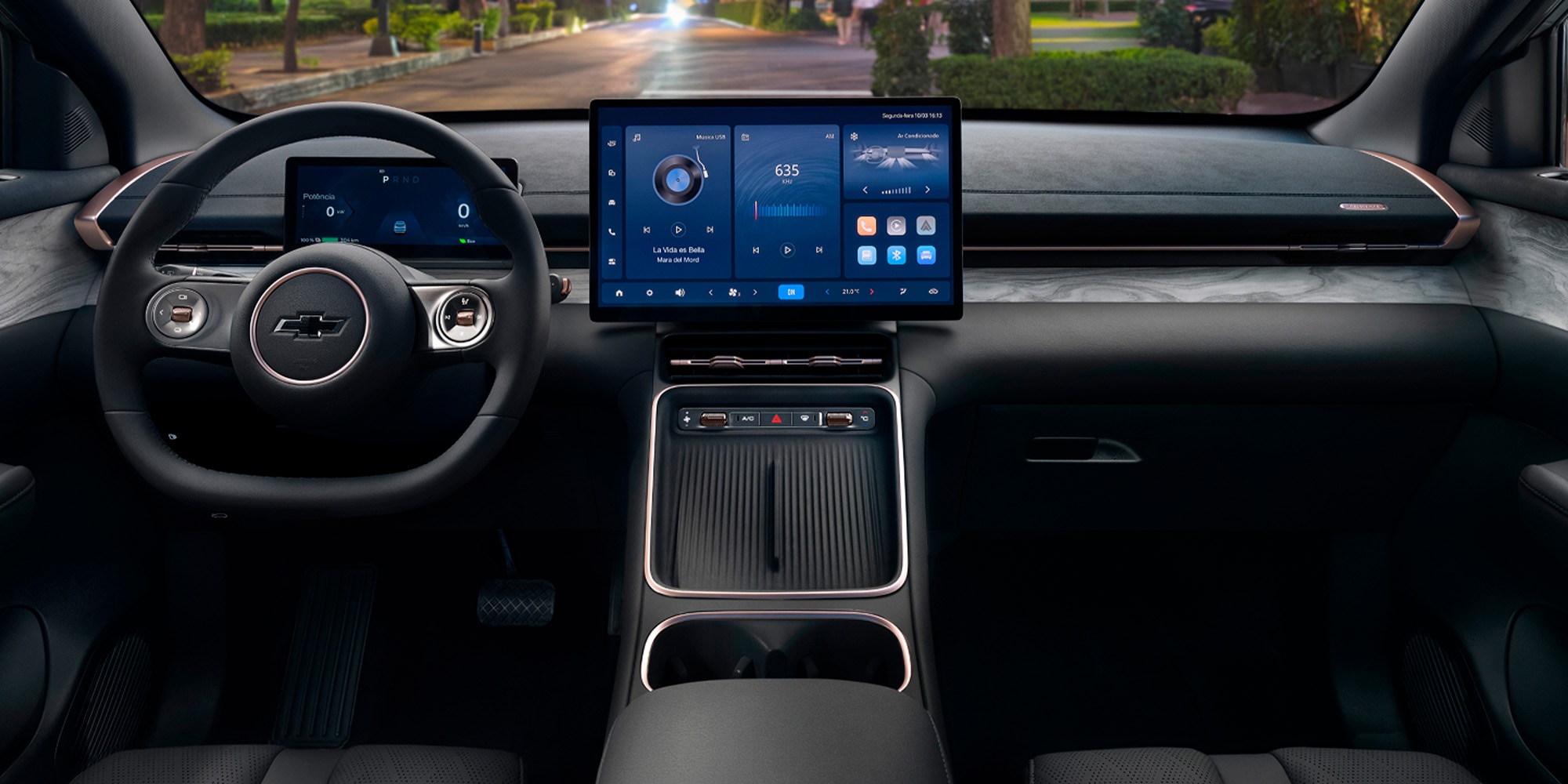 Interior Chevrolet Captiva PHEV volante, pantalla digital y guantera